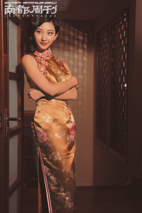 唐一菲