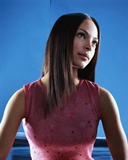Kristin Kreuk13