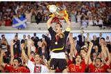 euro2008_winner-Spain_Casillas&teammates