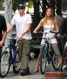 DICAPRIO-REFAELI-061508-01