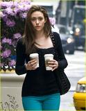 emmy-rossum-rainy-day-01