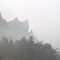 房楼上看后山雨雾
