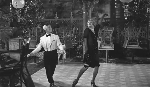 影视帝国(bbs.cnxp.com).热情似火数码修复黄金版[英语中字].Some.Like.it.Hot.1959.DVDRiP.cd3[(006941)02-24-58]