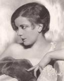 Alma Rubens, glamour portrait