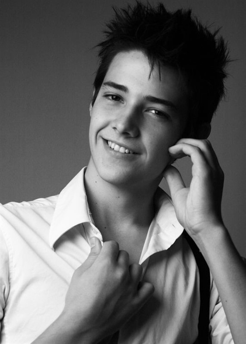 rob moore - mtime时光网